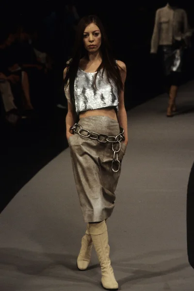 Look 4